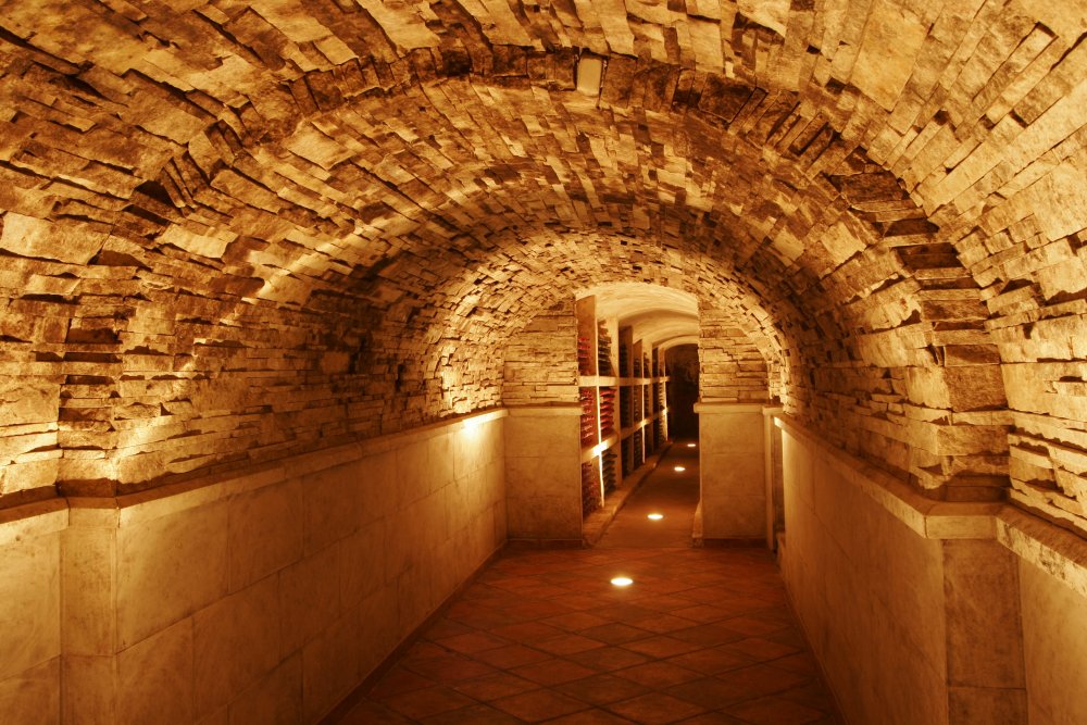 Purcari_Winery_old_wine_cellar