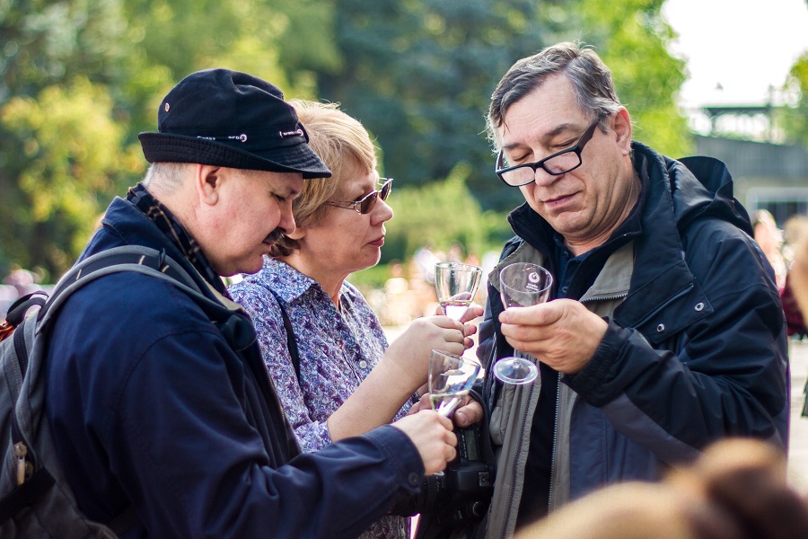 Milestii-Mici-wine-tasting